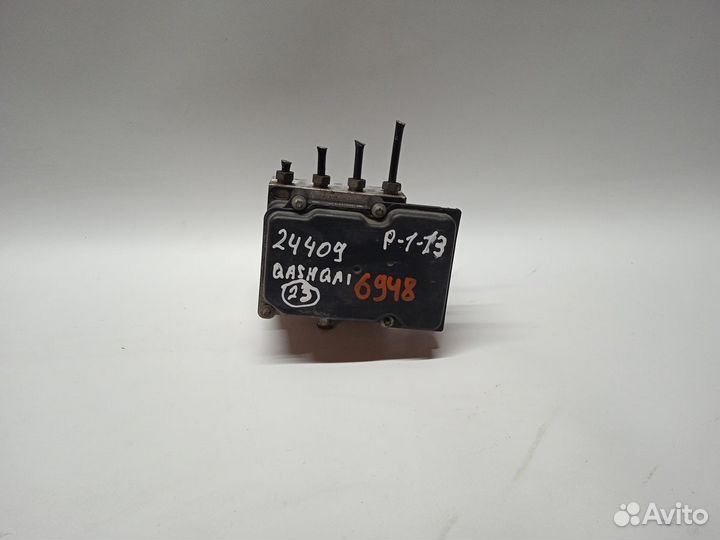 Б/У Блок (насос) ABS Nissan Qashqai (J10)