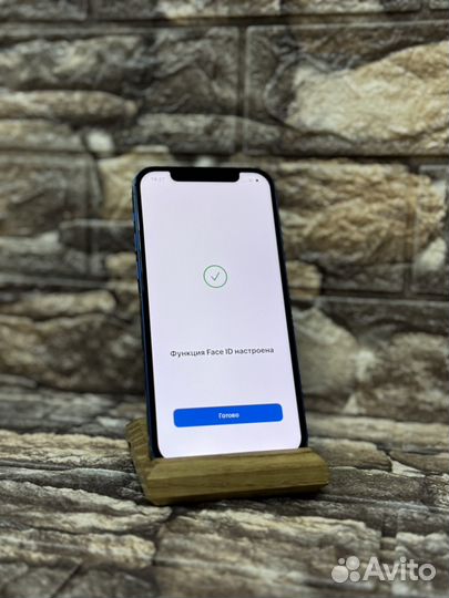 iPhone 12, 64 ГБ