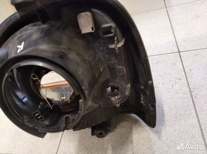 Фара правая Рено Кану 1