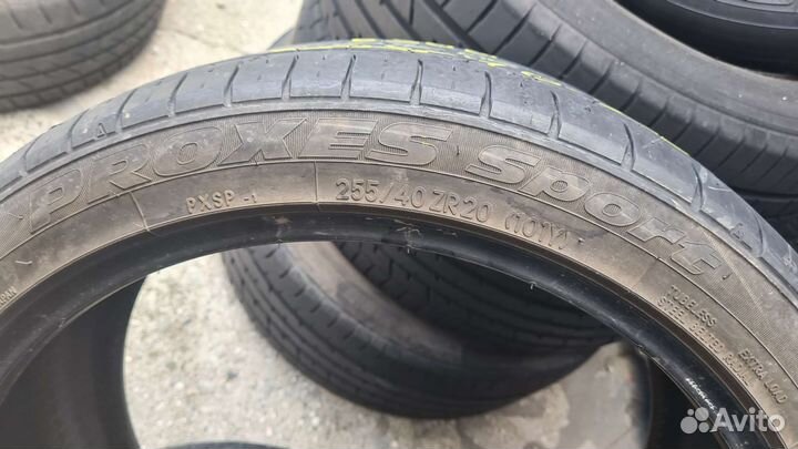 Toyo Proxes CF2 255/40 R20 107V