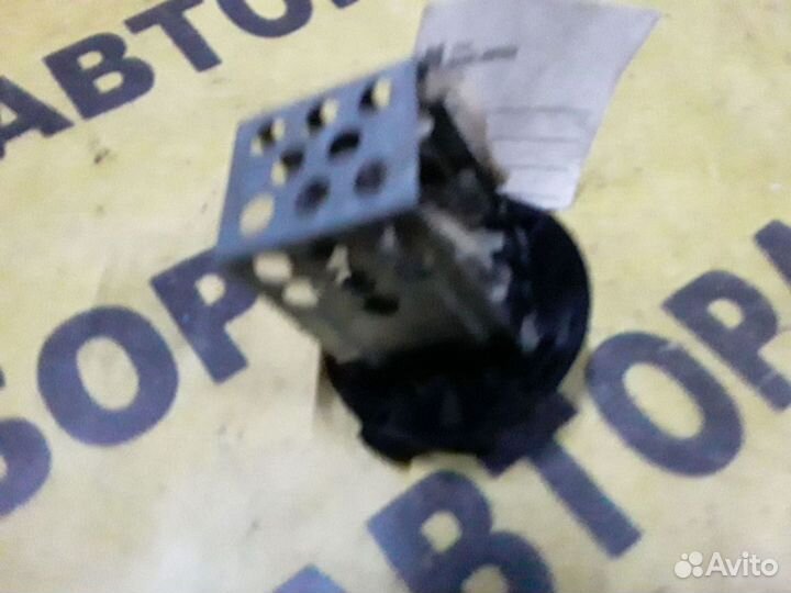 Резистор отопителя Citroen C4