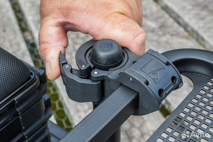 Стол с маркизой Preston Venta-Lite Hoodie Side Tra