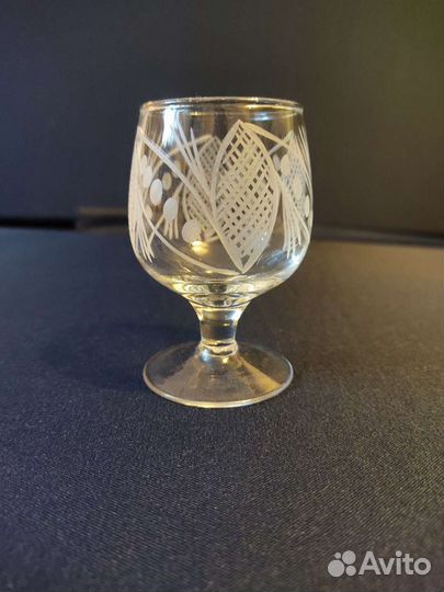 Рюмки, стопки и др