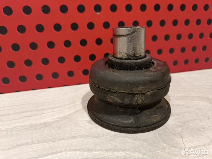 Подушка рамы Toyota Land Cruiser 200 2015