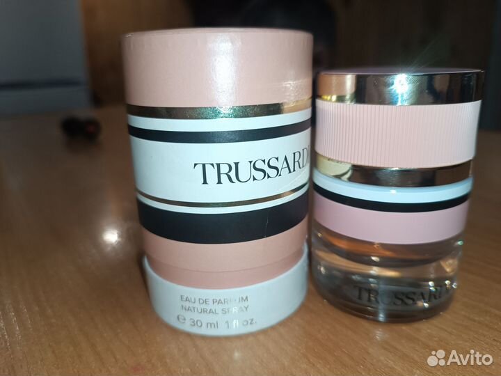 Trussardi парфюмированная вода 30 мл