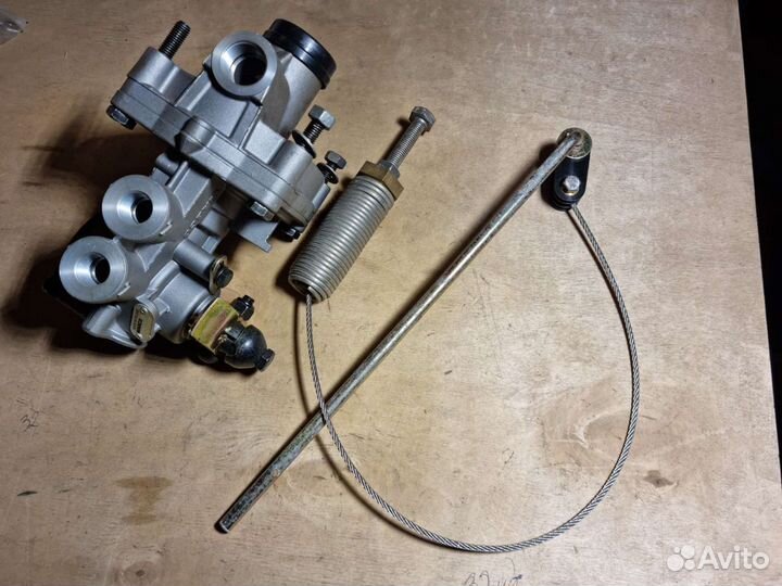 Регулятор тормозных усилий Wabco 4757135000