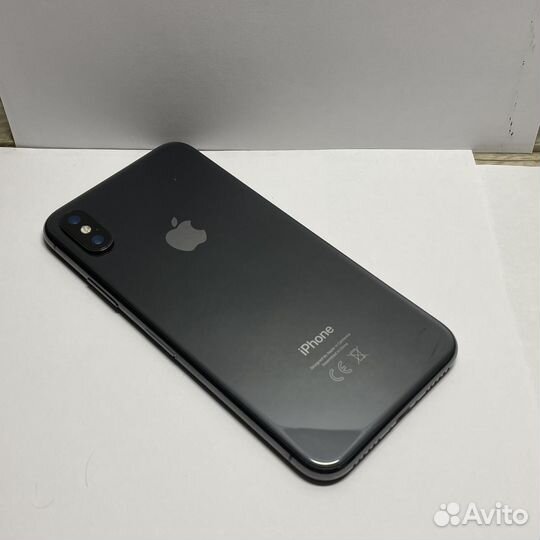 iPhone X, 64 ГБ
