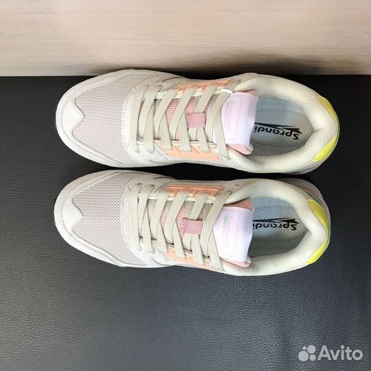 Кроссовки Sprandi P226-2 бежевые женские