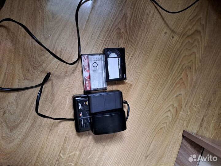 Видеокамера аналоговая JVC