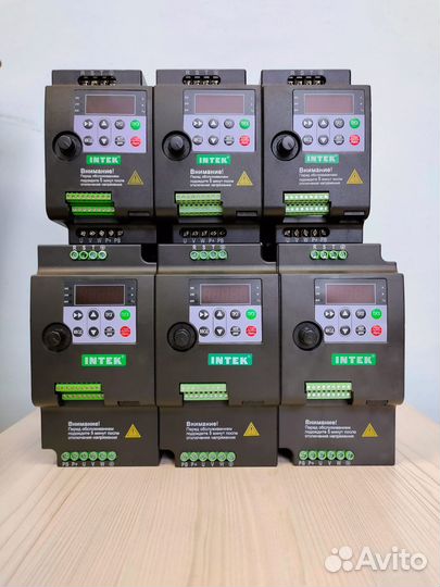 Преобразователь частоты 1.5 кВт 380V Intek