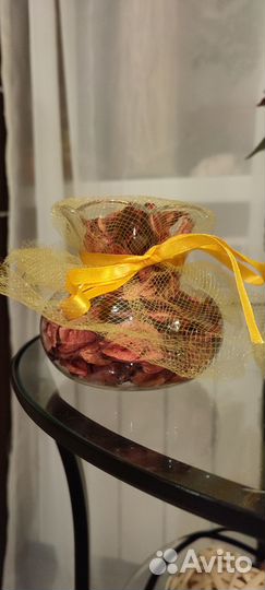 Ваза с ароматизированный наполнителем