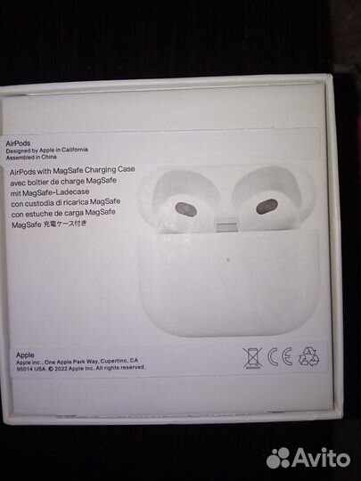AirPods 3