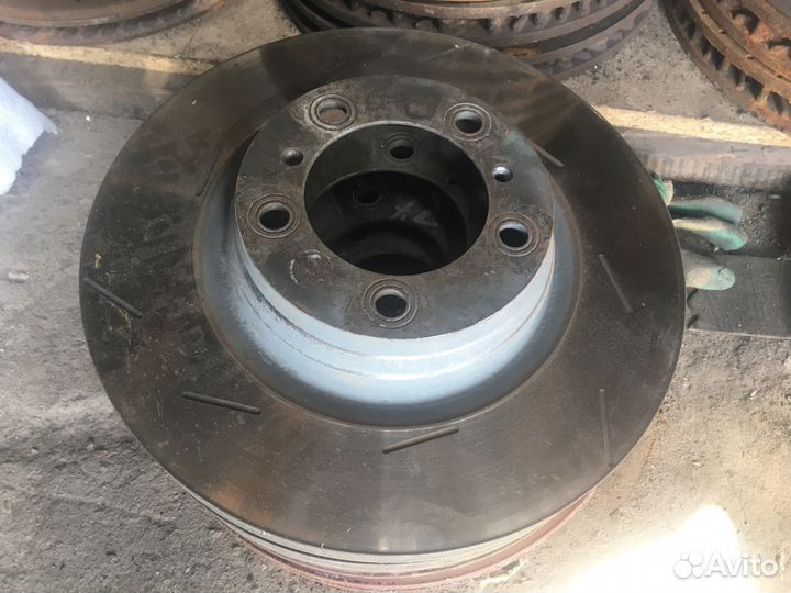 Диск тормозной задний левый Порше Панамера турбо