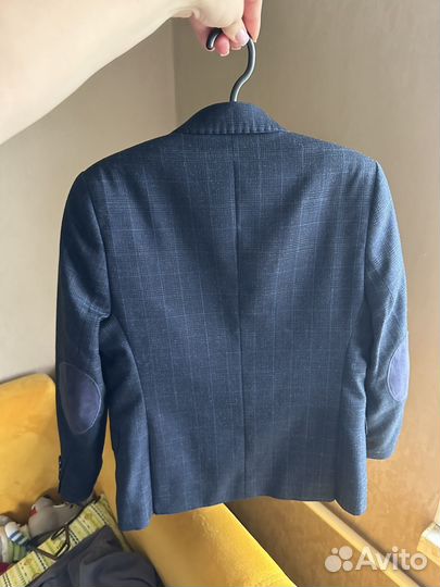 Пиджак и желетка 122-128р