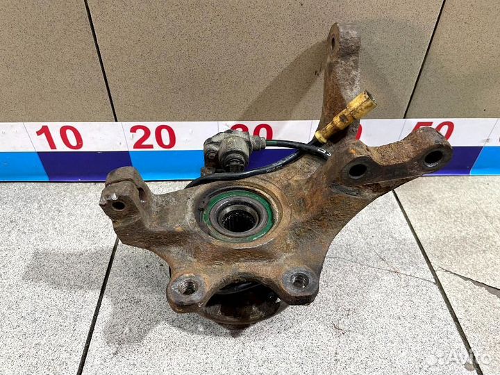 Кулак передний левый Opel Corsa B