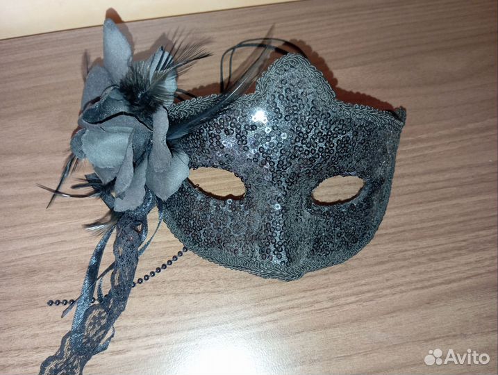 Набор для хэллоуин: маска, краска, тату