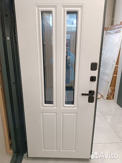 Уличная дверь Толедо с терморазрывом