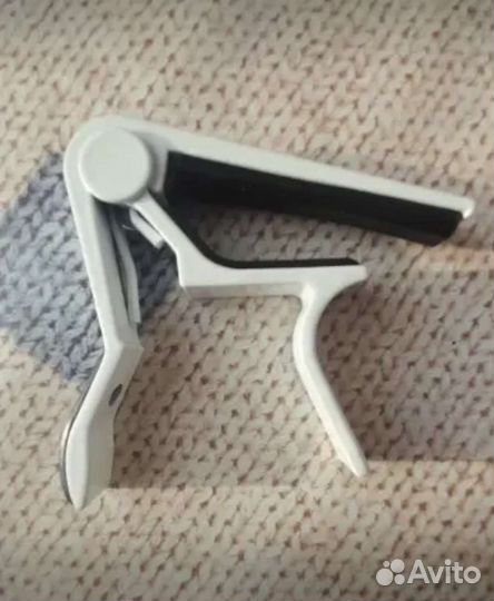 Каподастр для гитары. Новый