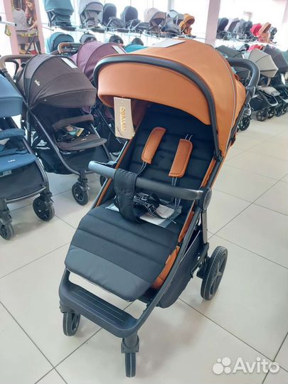 Лучшая прогулочная коляска Carrello Bravo Plus 23г