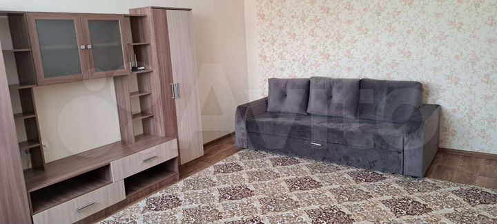 1-к. квартира, 42 м², 3/9 эт.