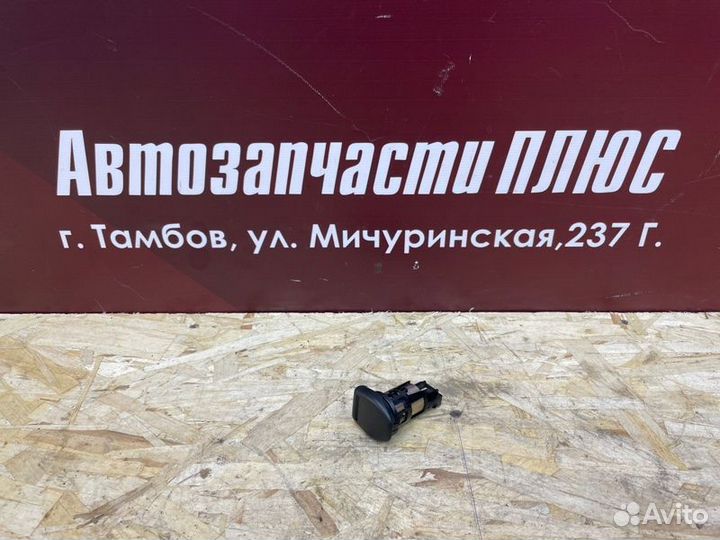 Розетка Renault Sandero Stepway