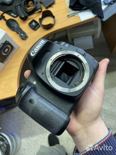 Canon 80d + kit18-135mm+50mm 1.8stm