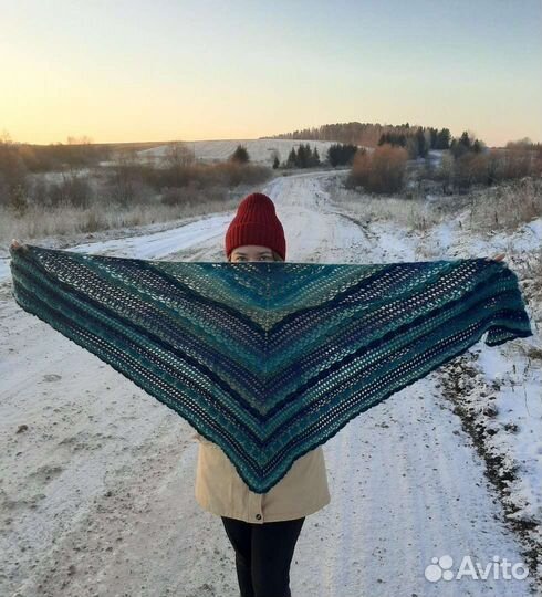 Шаль вязаная крючком