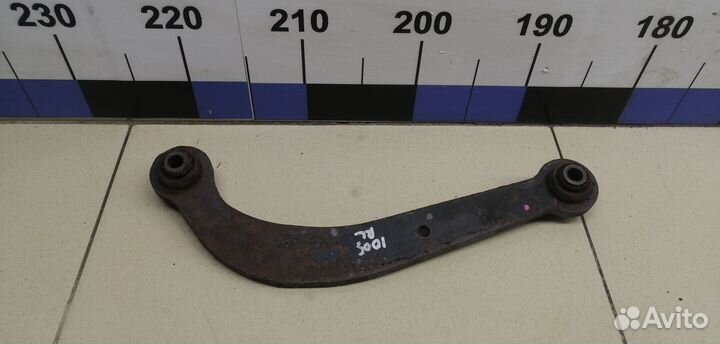 Рычаг задний верхний левый Avensis II 2003-2008