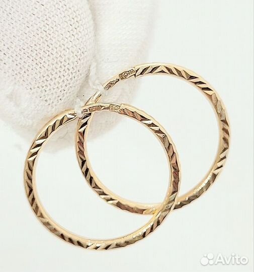 Золотые серьги