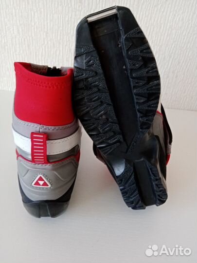 Лыжные ботинки fisher