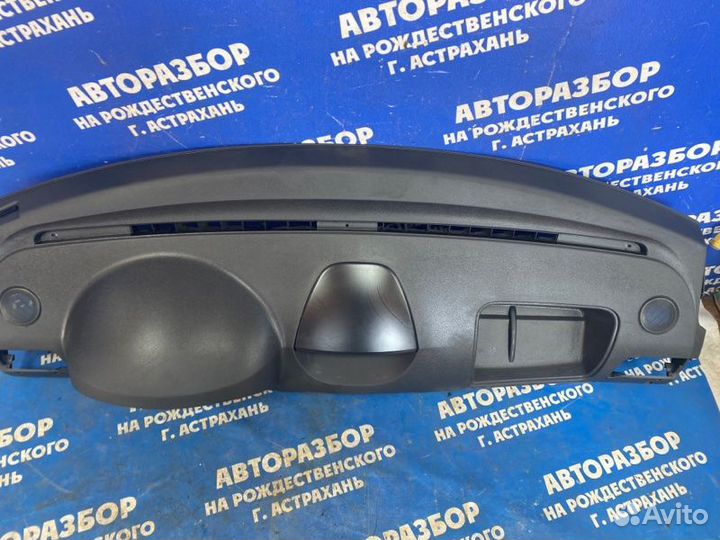 Торпеда Renault Symbol 2 седан 2008