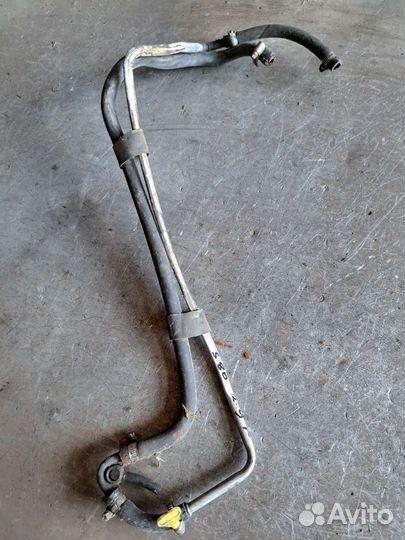 Трубка масляная Volvo S80