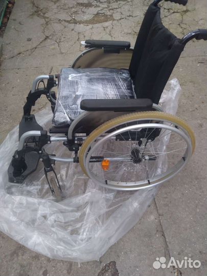 Инвалидная коляска складная бу