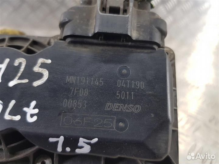 Дроссельная заслонка Мицубиси Кольт 30 MN191145