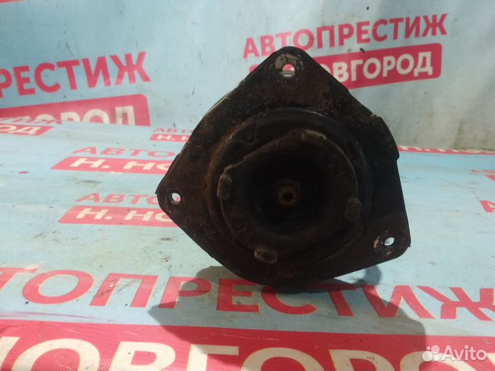 Стойка передняя правая Nissan March K12