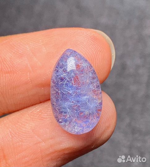 Редкий кварц с дюмортьеритом натуральный