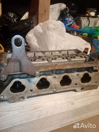 Головка блока цилиндров 16 клапанный