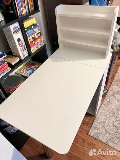 Маникюрный стол бу