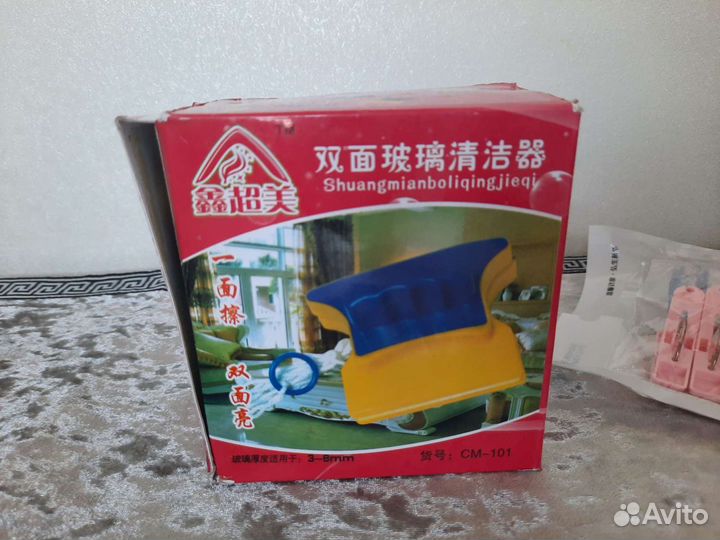 Щетка новая для мытья окон