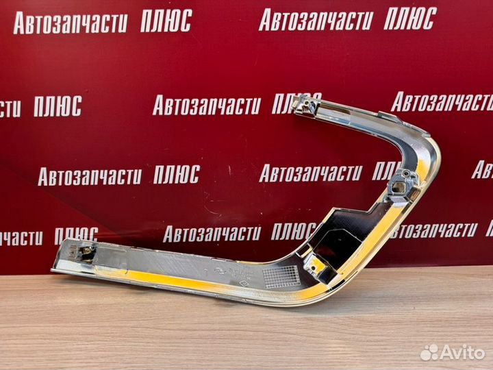 Молдинг бампера хром передний левый LADA X-Ray