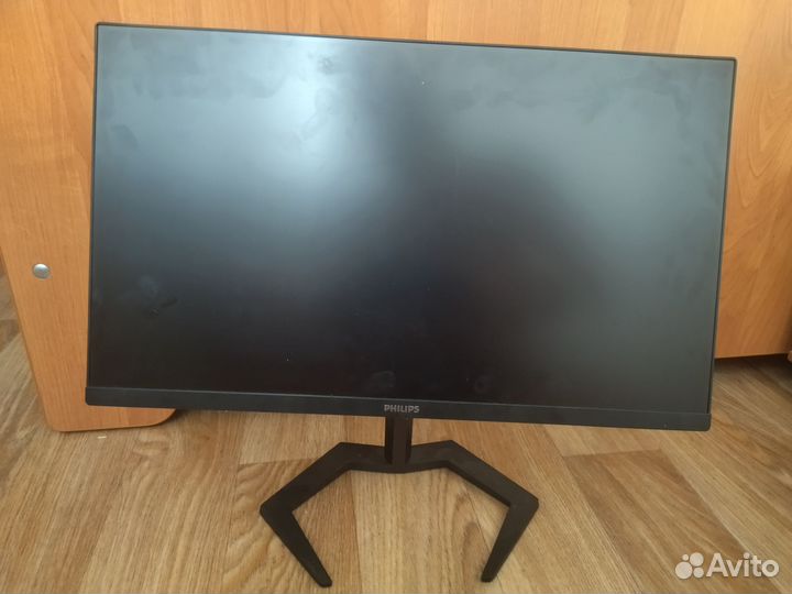 Игровой монитор 165гц с дефектом