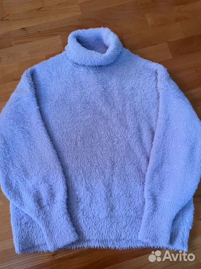 Свитер женский