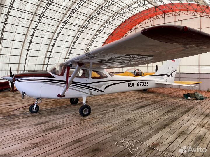 Самолет Cessna F172H