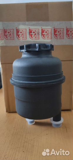 Бачок гидроусилителя