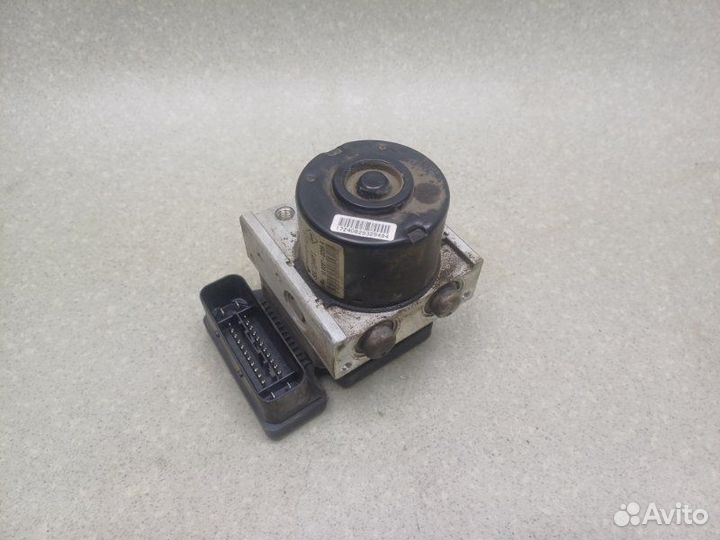 Блок ABS Renault Fluence 1.6 K4MV838 2010