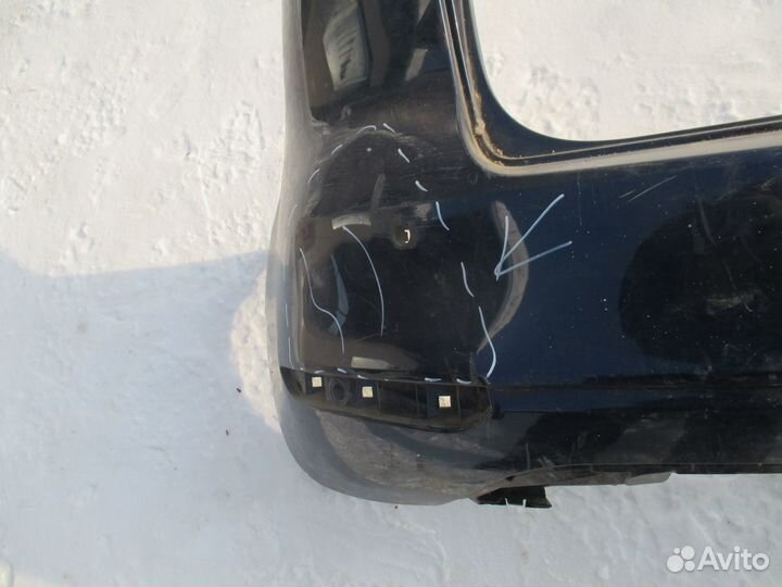 Бампер задний Volkswagen Golf 5 Plus 2009-2014