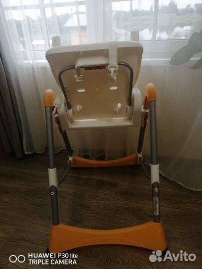 Детский стульчик для кормления