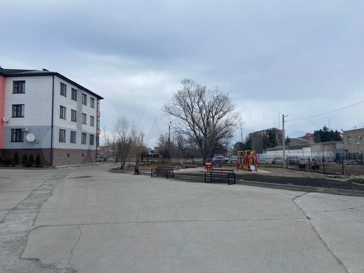 1-к. квартира, 40 м², 1/3 эт.