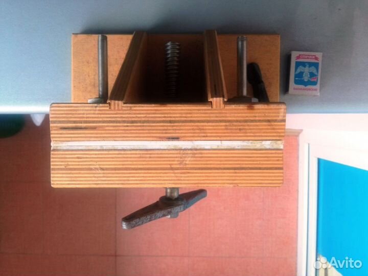 Тиски из дерева