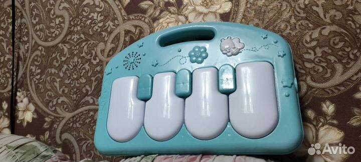 Развивающий коврик BabyGo с пианино